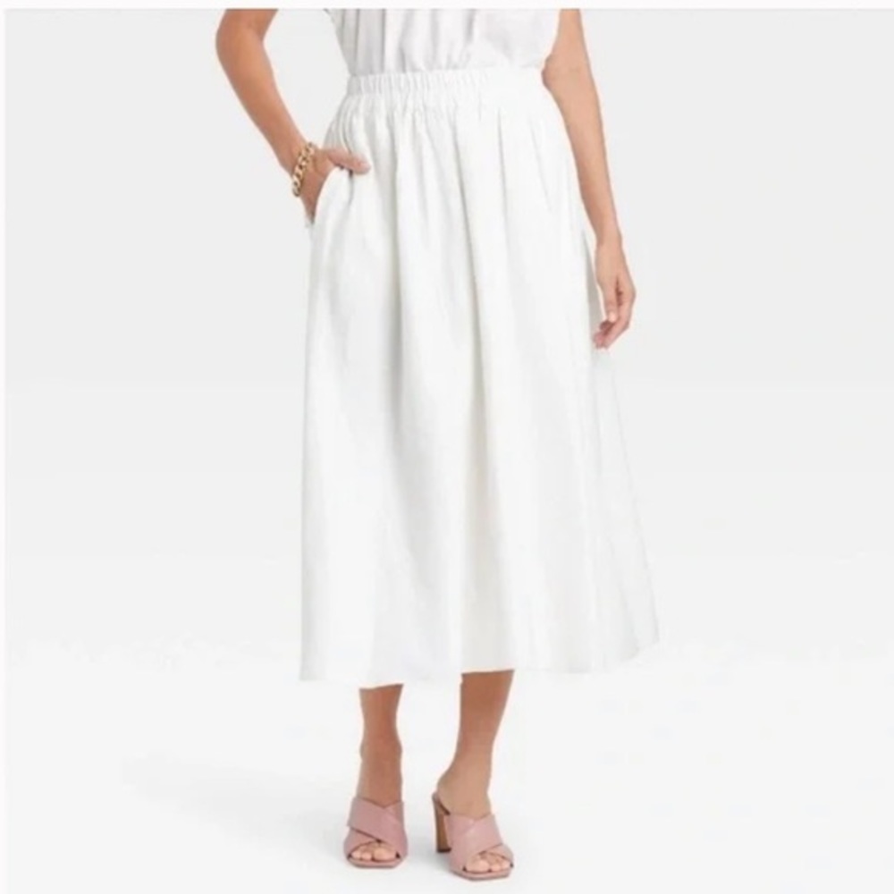 (M)- A New Day Women's Smocked Waist Mid-Rise A-Lineskirt -White‎